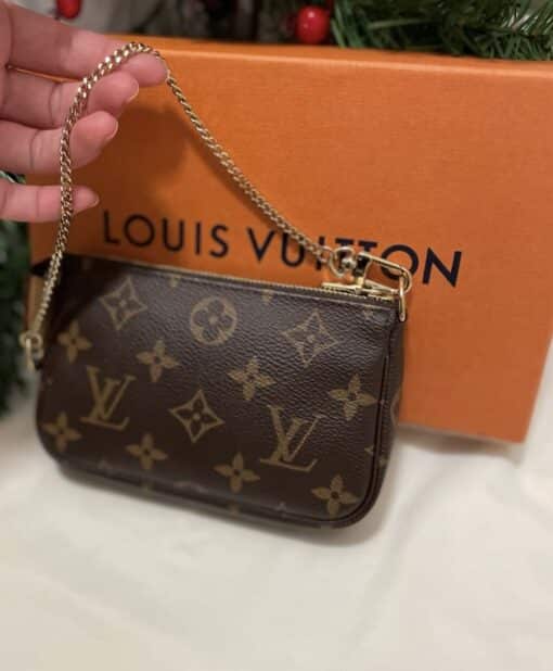 Louis Vuitton Monogram Mini Pochette Accessories