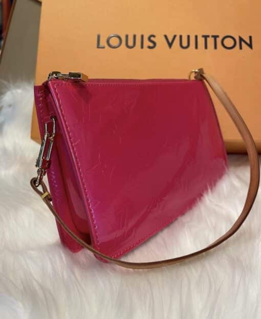 Louis Vuitton Pochete Vernis Lexington Framboise Bag