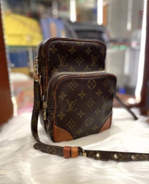 Louis Vuitton Monogram Amazone Vintage Crossbody