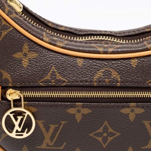 Louis Vuitton Monogram Loop Shoulder Crossbody Bag. - Image 3